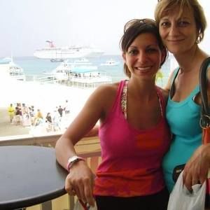 Meet your Posher, Daniella